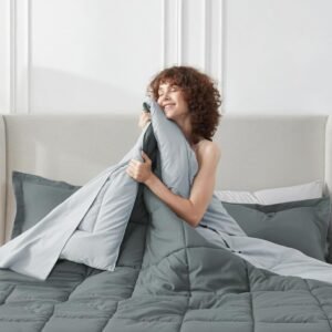 FURBO Microfiber Reversible 200 GSM AC Comforter Set Double Bed with 2 Pillow Covers, Quilt for Double Bed King Size for All Season Comfort (90x100 Inches, Ash Grey & Pearl Grey)